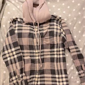 American eagle long sleeve hooded flannel